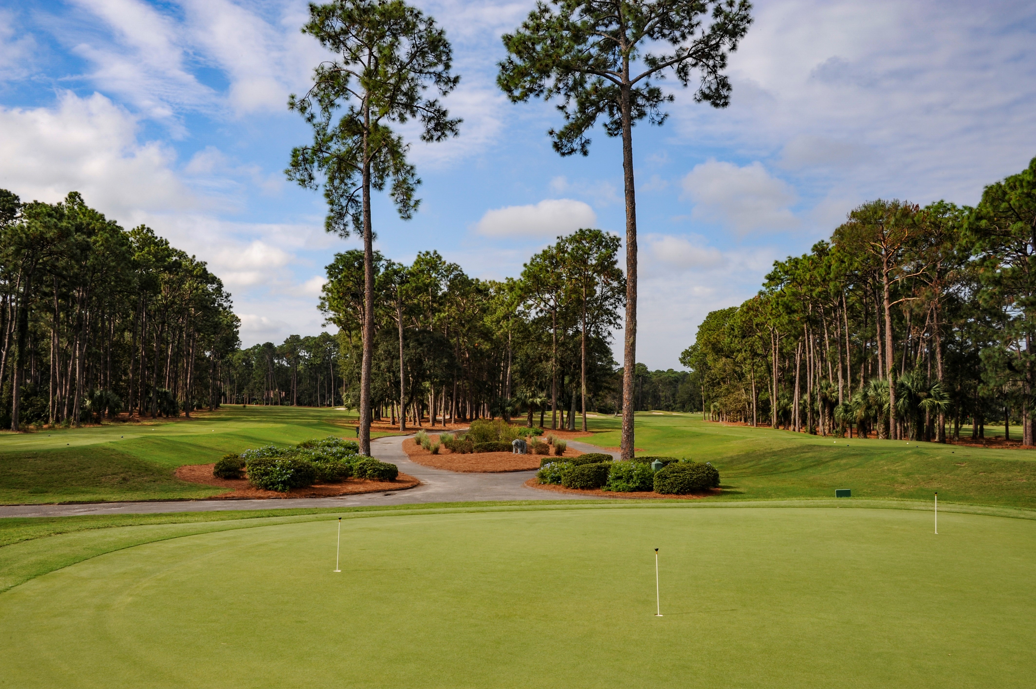 1-10-Putting-Green-Final
